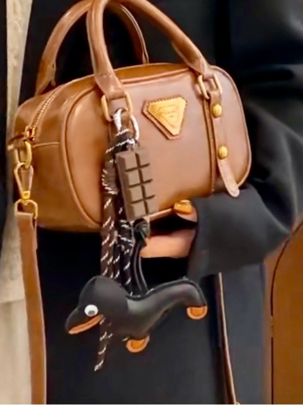 Black PU Leather Dachshund Bag Charm Keyring